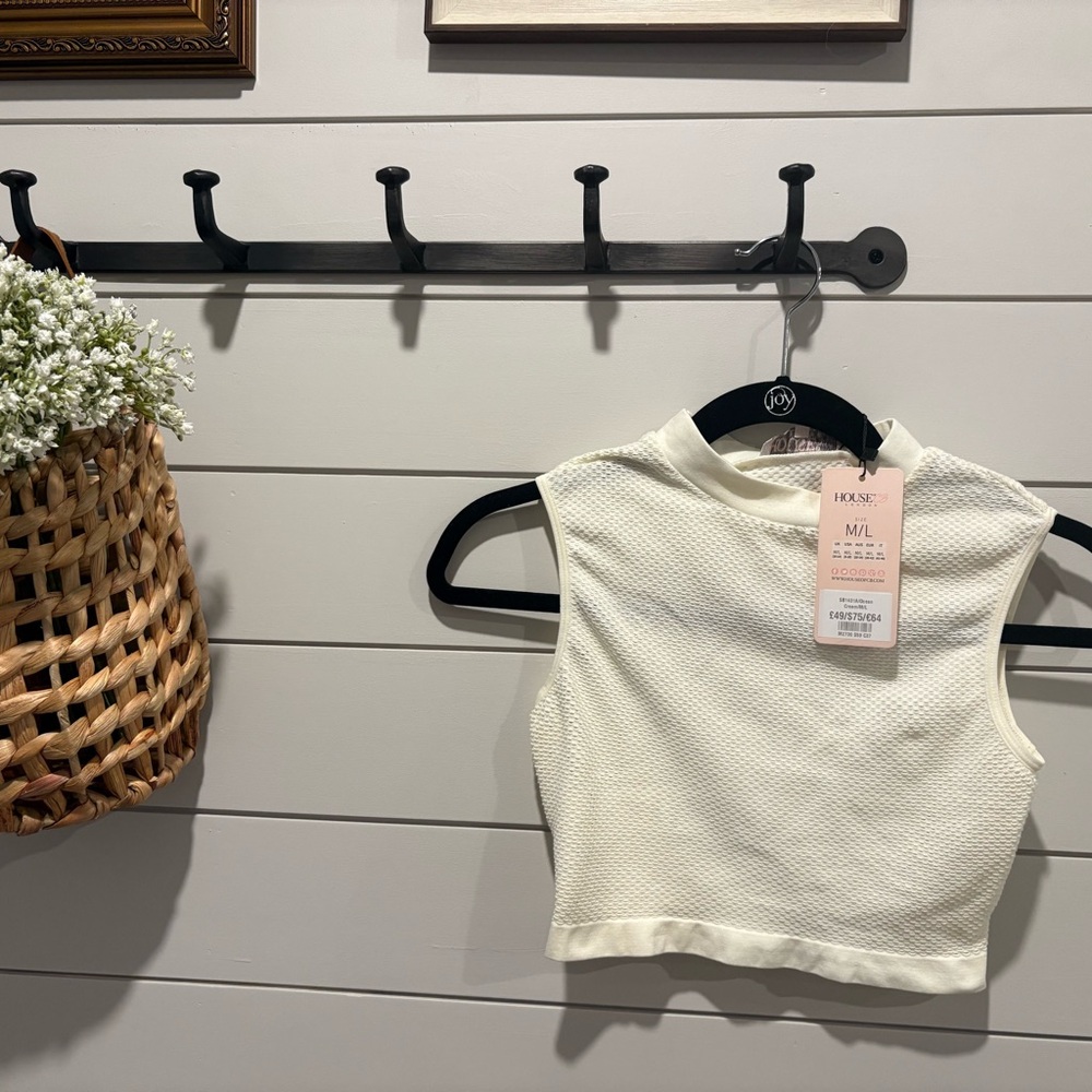 House of London CB cream Crop Top
